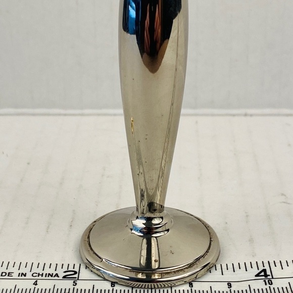 Silver vase Bud vase silver tone slim curved thin flower flowers floral - Picture 10 of 11